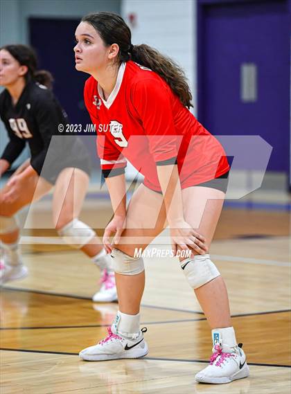 Thumbnail 3 in St. Joseph Catholic vs O'Connell photogallery.