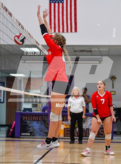 Thumbnail 2 in St. Joseph Catholic vs O'Connell photogallery.
