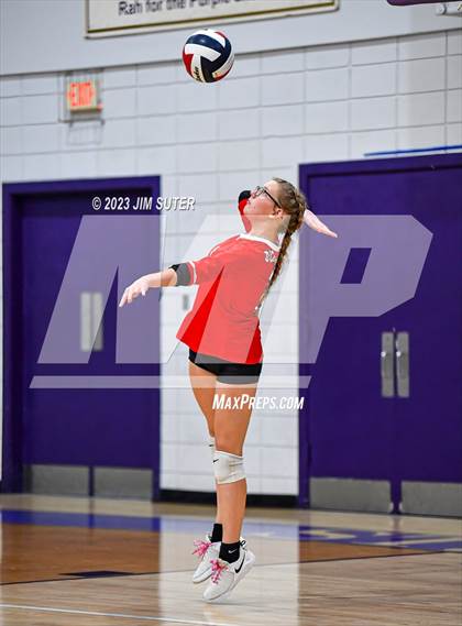 Thumbnail 2 in St. Joseph Catholic vs O'Connell photogallery.