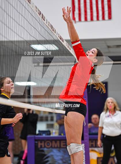 Thumbnail 2 in St. Joseph Catholic vs O'Connell photogallery.