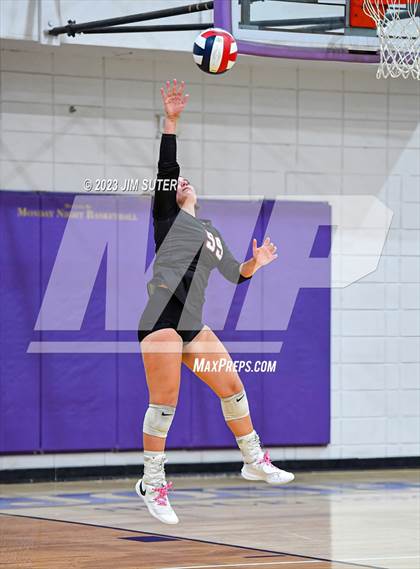 Thumbnail 1 in St. Joseph Catholic vs O'Connell photogallery.