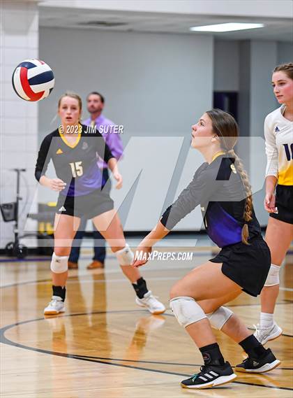 Thumbnail 1 in St. Joseph Catholic vs O'Connell photogallery.