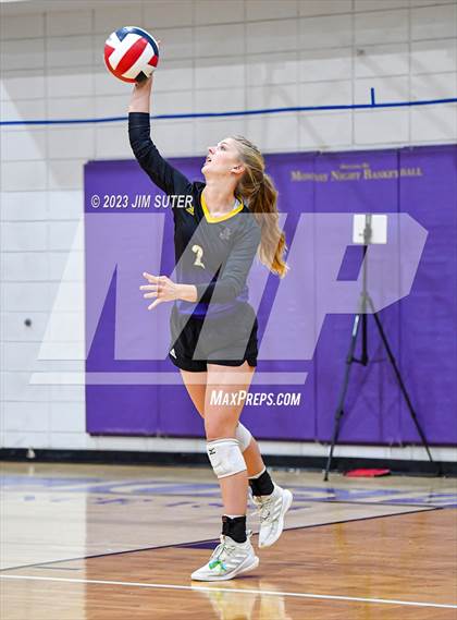 Thumbnail 1 in St. Joseph Catholic vs O'Connell photogallery.