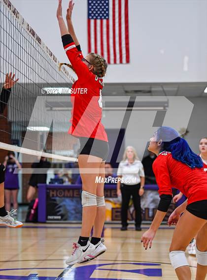 Thumbnail 2 in St. Joseph Catholic vs O'Connell photogallery.