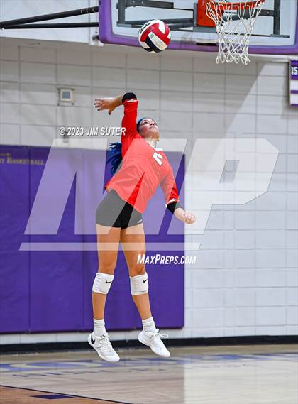 Thumbnail 3 in St. Joseph Catholic vs O'Connell photogallery.