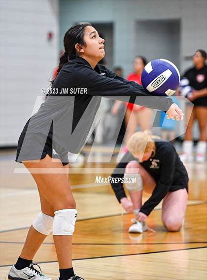 Thumbnail 3 in St. Joseph Catholic vs O'Connell photogallery.