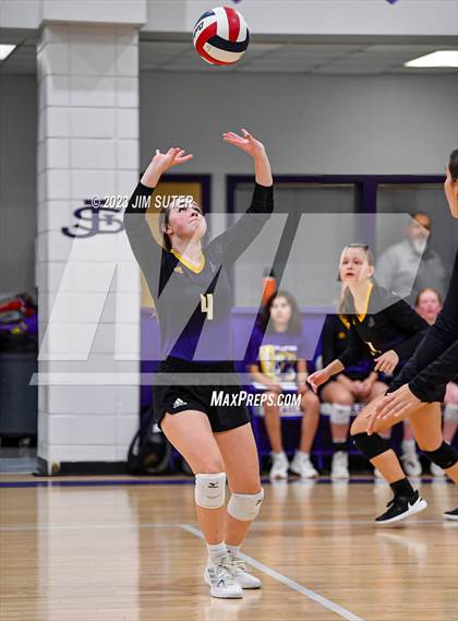 Thumbnail 3 in St. Joseph Catholic vs O'Connell photogallery.