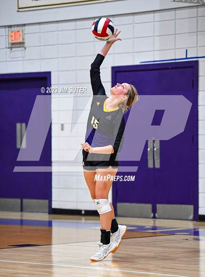 Thumbnail 2 in St. Joseph Catholic vs O'Connell photogallery.