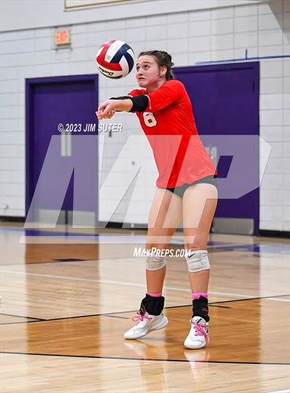 Thumbnail 2 in St. Joseph Catholic vs O'Connell photogallery.