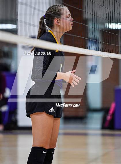 Thumbnail 2 in St. Joseph Catholic vs O'Connell photogallery.