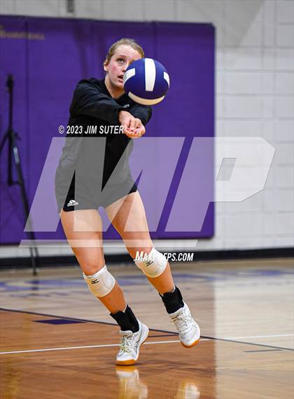 Thumbnail 3 in St. Joseph Catholic vs O'Connell photogallery.