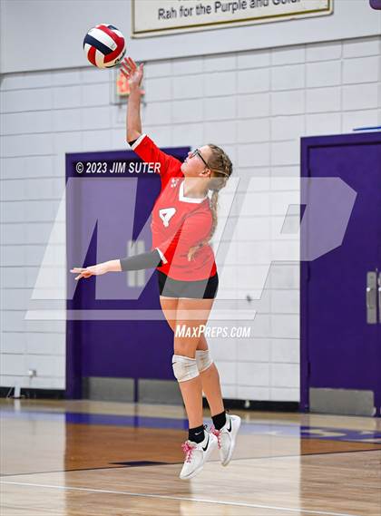Thumbnail 3 in St. Joseph Catholic vs O'Connell photogallery.
