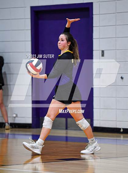 Thumbnail 2 in St. Joseph Catholic vs O'Connell photogallery.
