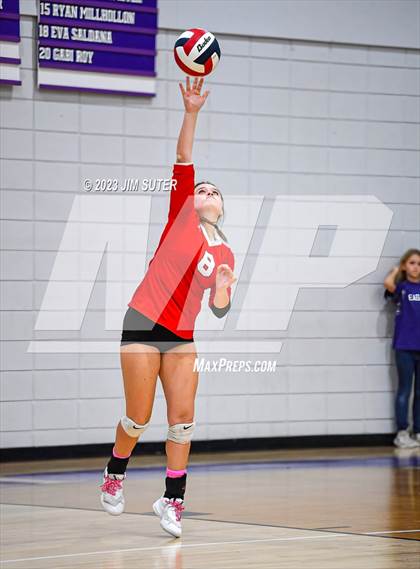 Thumbnail 3 in St. Joseph Catholic vs O'Connell photogallery.