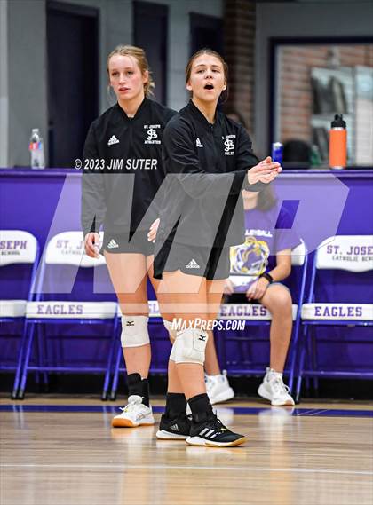 Thumbnail 3 in St. Joseph Catholic vs O'Connell photogallery.