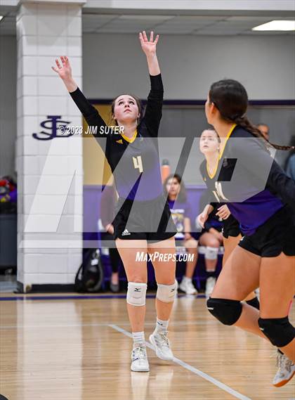 Thumbnail 2 in St. Joseph Catholic vs O'Connell photogallery.