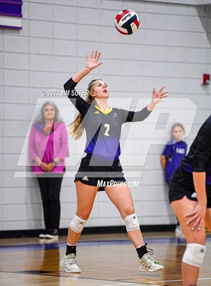 Thumbnail 1 in St. Joseph Catholic vs O'Connell photogallery.