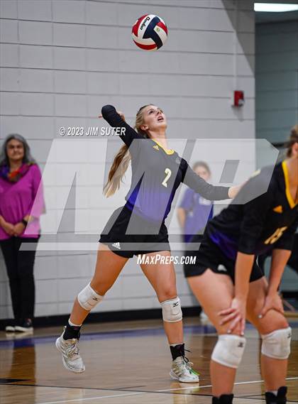 Thumbnail 3 in St. Joseph Catholic vs O'Connell photogallery.