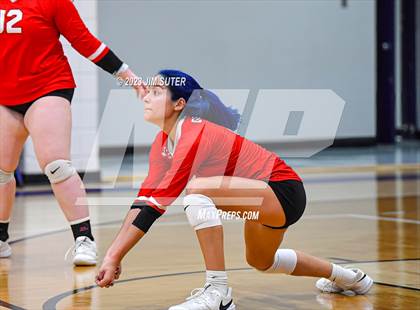 Thumbnail 3 in St. Joseph Catholic vs O'Connell photogallery.