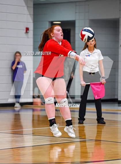 Thumbnail 2 in St. Joseph Catholic vs O'Connell photogallery.
