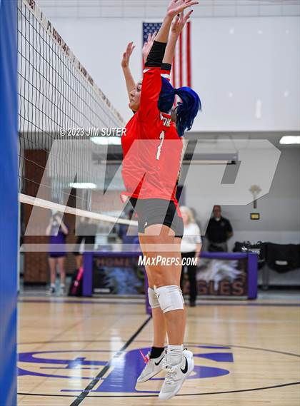 Thumbnail 3 in St. Joseph Catholic vs O'Connell photogallery.