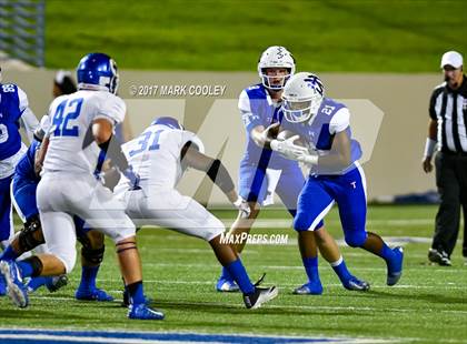 Thumbnail 2 in Temple vs. Corsicana (UIL 5A Bi-District) photogallery.