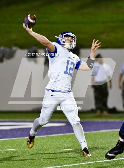 Thumbnail 1 in Temple vs. Corsicana (UIL 5A Bi-District) photogallery.