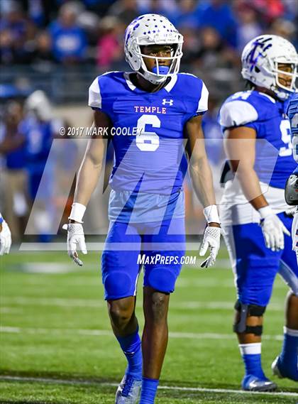 Thumbnail 2 in Temple vs. Corsicana (UIL 5A Bi-District) photogallery.