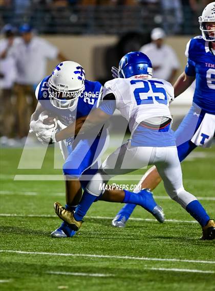 Thumbnail 3 in Temple vs. Corsicana (UIL 5A Bi-District) photogallery.