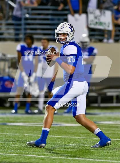 Thumbnail 1 in Temple vs. Corsicana (UIL 5A Bi-District) photogallery.