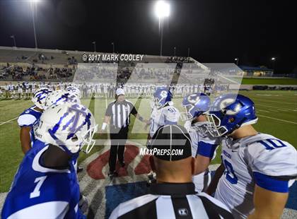 Thumbnail 3 in Temple vs. Corsicana (UIL 5A Bi-District) photogallery.