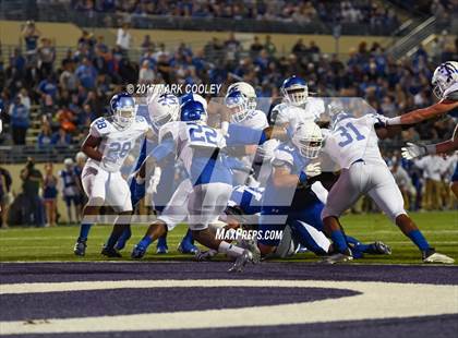 Thumbnail 1 in Temple vs. Corsicana (UIL 5A Bi-District) photogallery.