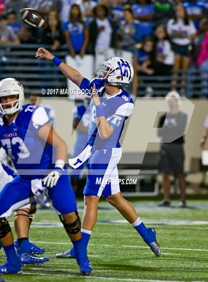 Thumbnail 2 in Temple vs. Corsicana (UIL 5A Bi-District) photogallery.