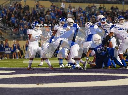 Thumbnail 3 in Temple vs. Corsicana (UIL 5A Bi-District) photogallery.