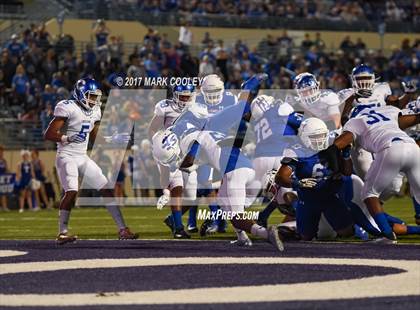 Thumbnail 2 in Temple vs. Corsicana (UIL 5A Bi-District) photogallery.