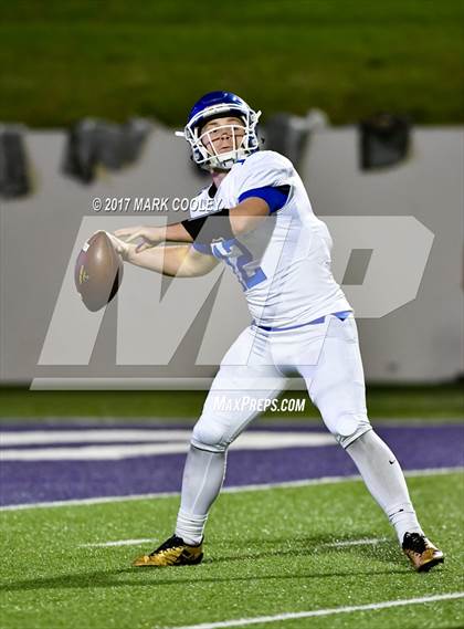 Thumbnail 3 in Temple vs. Corsicana (UIL 5A Bi-District) photogallery.