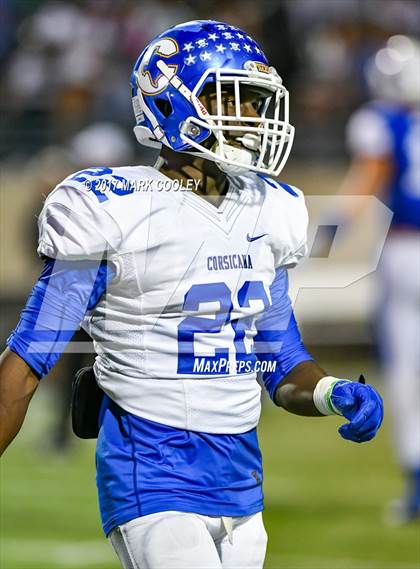 Thumbnail 2 in Temple vs. Corsicana (UIL 5A Bi-District) photogallery.