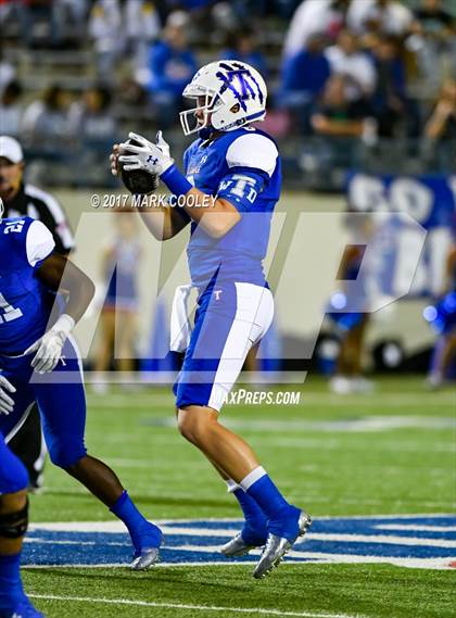 Thumbnail 3 in Temple vs. Corsicana (UIL 5A Bi-District) photogallery.
