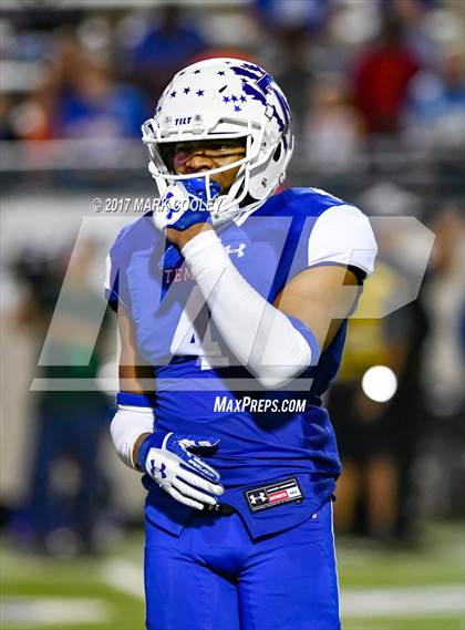 Thumbnail 3 in Temple vs. Corsicana (UIL 5A Bi-District) photogallery.