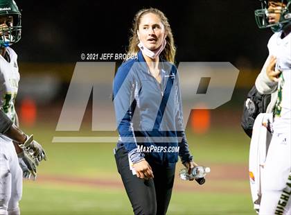 Thumbnail 1 in Royal @ Simi Valley photogallery.