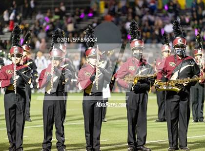 Thumbnail 1 in Royal @ Simi Valley photogallery.