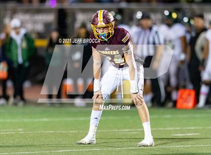 Thumbnail 3 in Royal @ Simi Valley photogallery.
