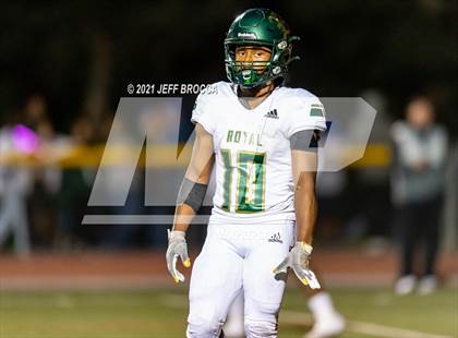 Thumbnail 3 in Royal @ Simi Valley photogallery.