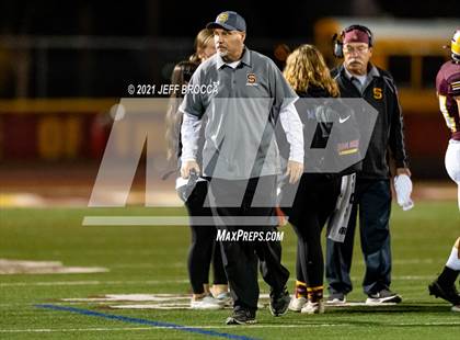 Thumbnail 3 in Royal @ Simi Valley photogallery.
