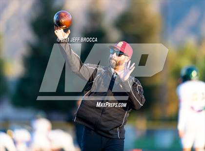Thumbnail 2 in Royal @ Simi Valley photogallery.