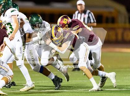 Thumbnail 2 in Royal @ Simi Valley photogallery.