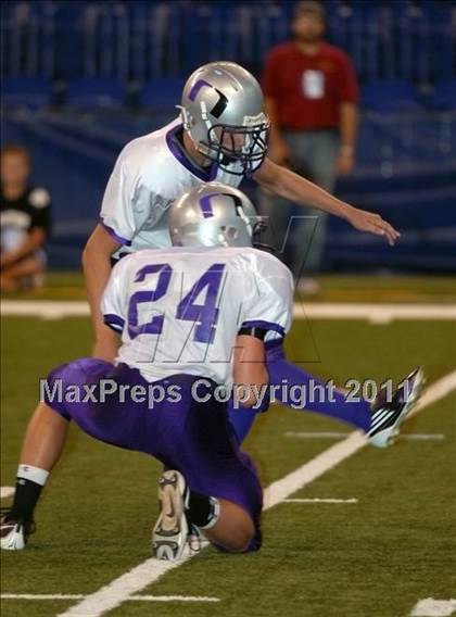 Thumbnail 1 in Northwestern vs. Western (Horseshoe Hall of Fame Classic) photogallery.