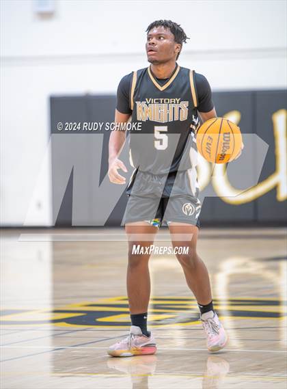 Thumbnail 3 in Francis Parker vs. Victory Christian Academy  (Battle At The Bay) photogallery.