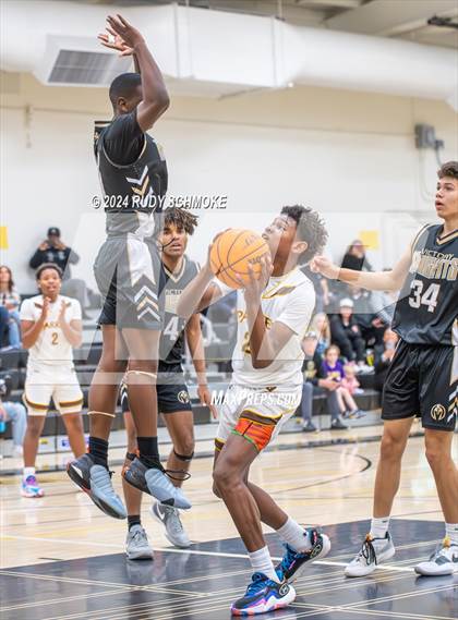 Thumbnail 3 in Francis Parker vs. Victory Christian Academy  (Battle At The Bay) photogallery.