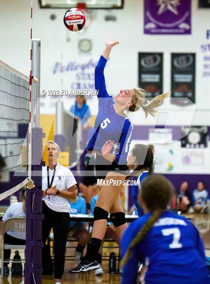 Thumbnail 1 in Virgin Valley vs Carson (Yerington Tournament) photogallery.